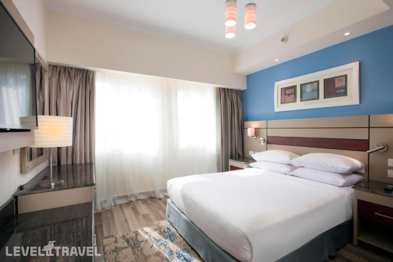 фотографии номера Полулюкс отеля Swiss Inn Resort Hurghada (Ex. Hilton Hurghada Resort) в Египет(Хургада (город)) - фото №1