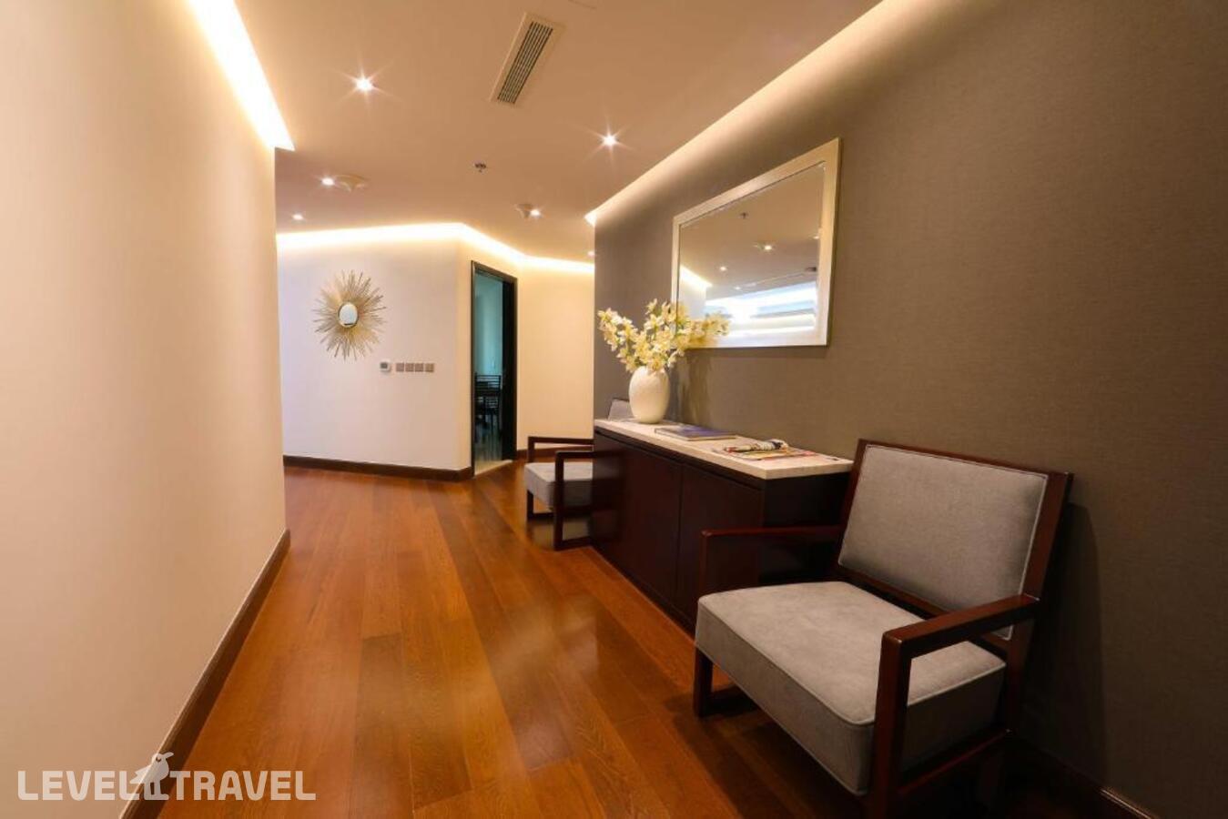 фотографии номера Апартаменты (4 спальни) отеля Number One Tower Suites в ОАЭ(Дубай Джумейра) - фото №2