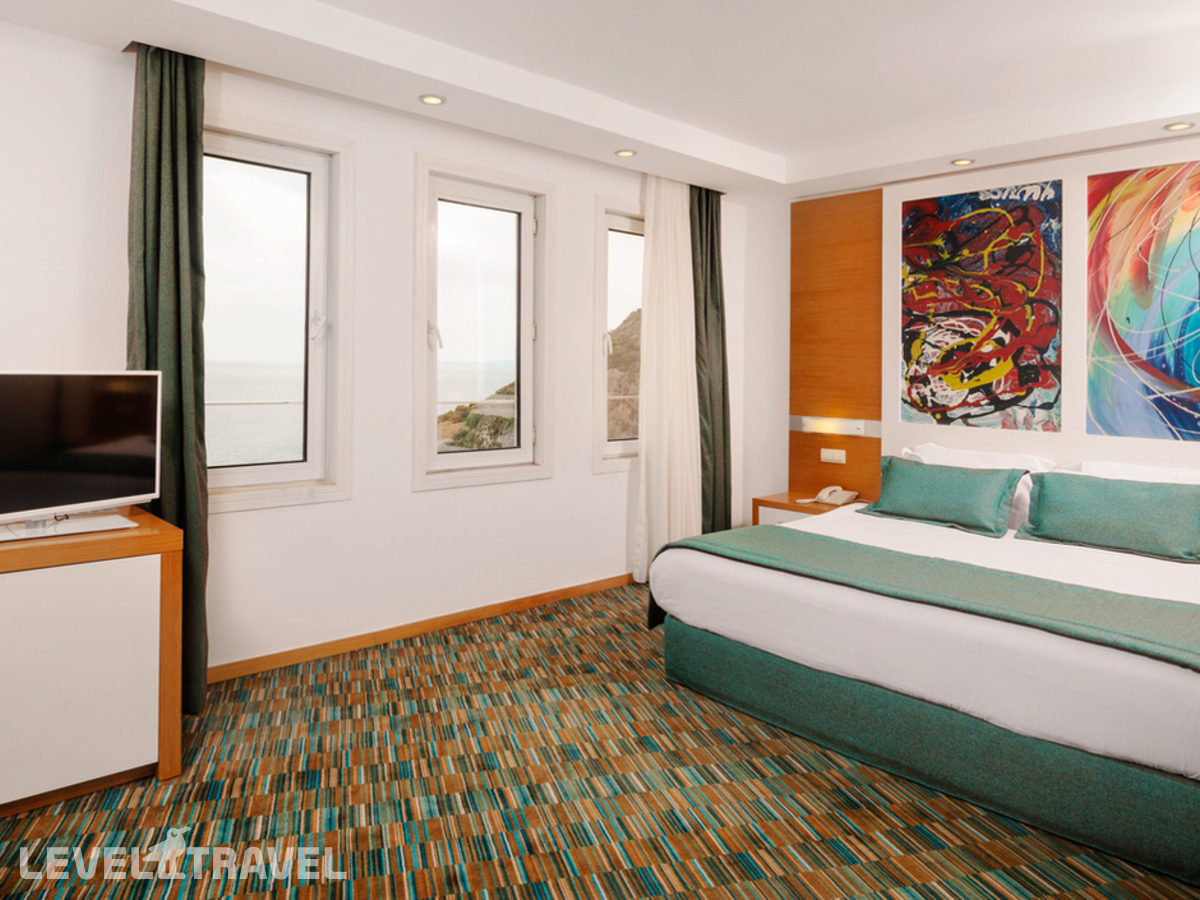 фотографии номера Улучшенный номер отеля Ladonia Hotels Adakule (Ex. Alkoclar Adakule Hotel) в Турция(Кушадасы) - фото №2