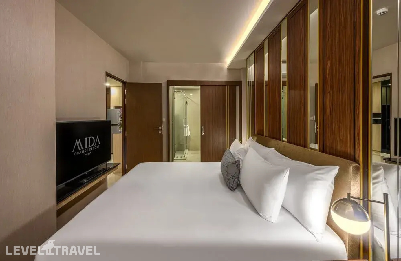 фотографии номера Люкс Гранд с видом на океан (2 спальни) отеля Mida Grande Villas Phuket (Ex. Mida Grande Resort Phuket) в Таиланд(Сурин Бич) - фото №3