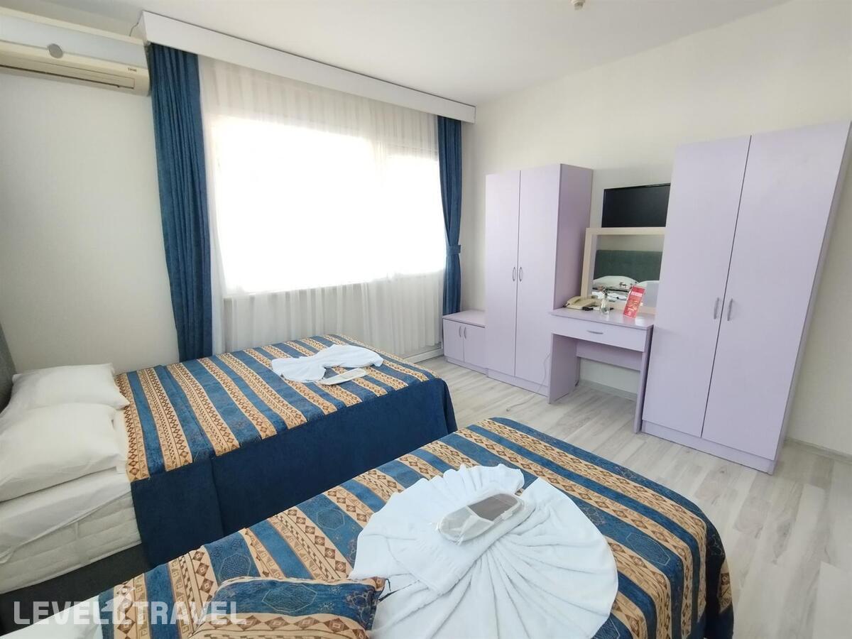 фотографии номера Семейный номер отеля Anadolu Hotel в Турция(Фатих) - фото №2