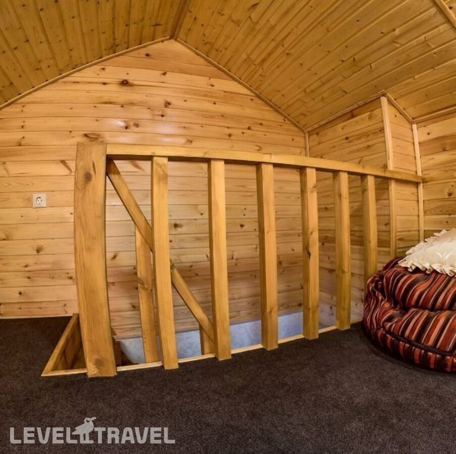фотографии номера Четырехместный двухэтажный отеля Lamore (Ламоре) в Россия(Головинка) - фото №3