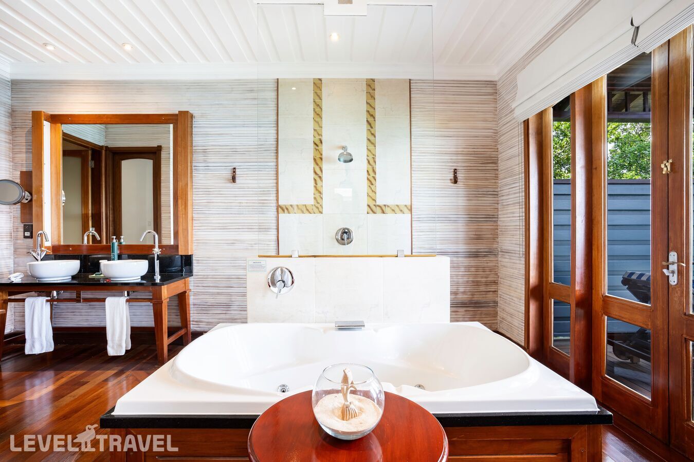 фотографии номера Вилла с видом на океан отеля Hilton Seychelles Northolme Resort & Spa (Adults Only 13+) в Сейшелы(о. Маэ) - фото №2