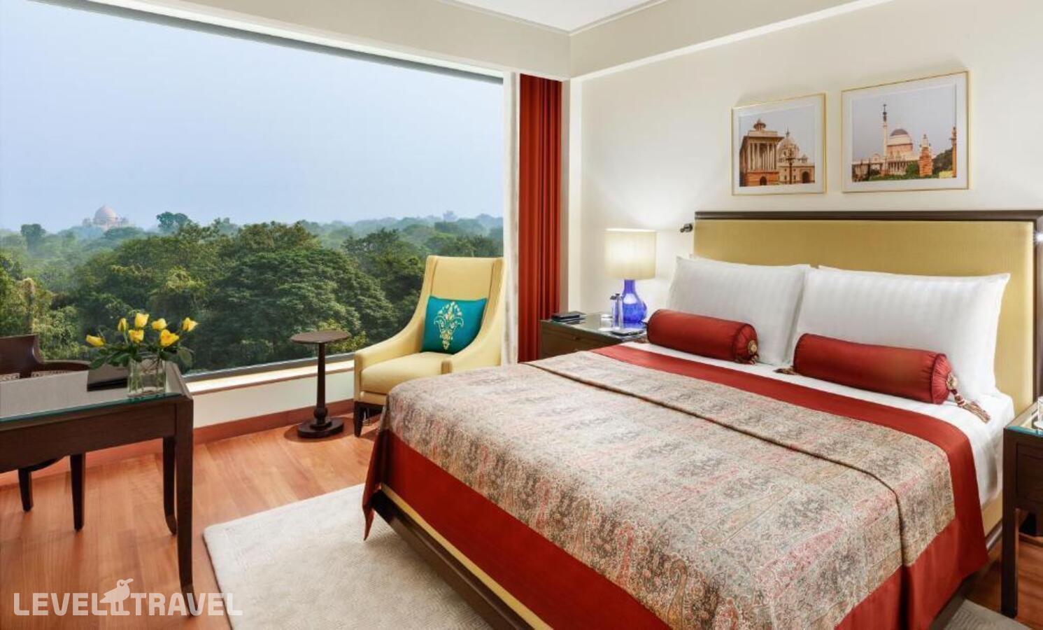 фотографии номера Делюкс отеля The Oberoi, New Delhi в Индия(Нью-Дели) - фото №1