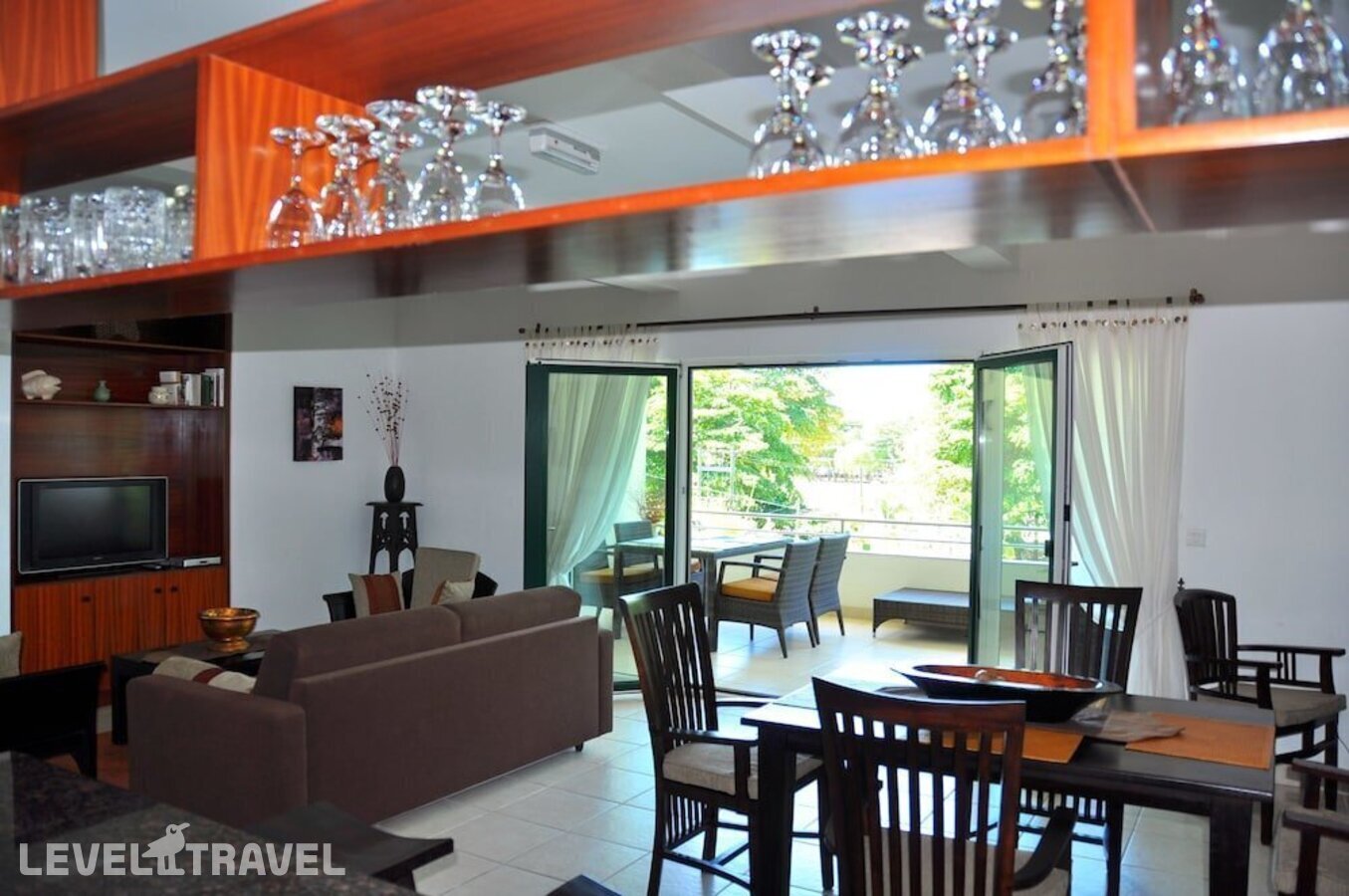 фотографии номера Апартаменты двухуровневые (2 спальни) отеля Hanneman Holiday Residence в Сейшелы(о. Маэ) - фото №23