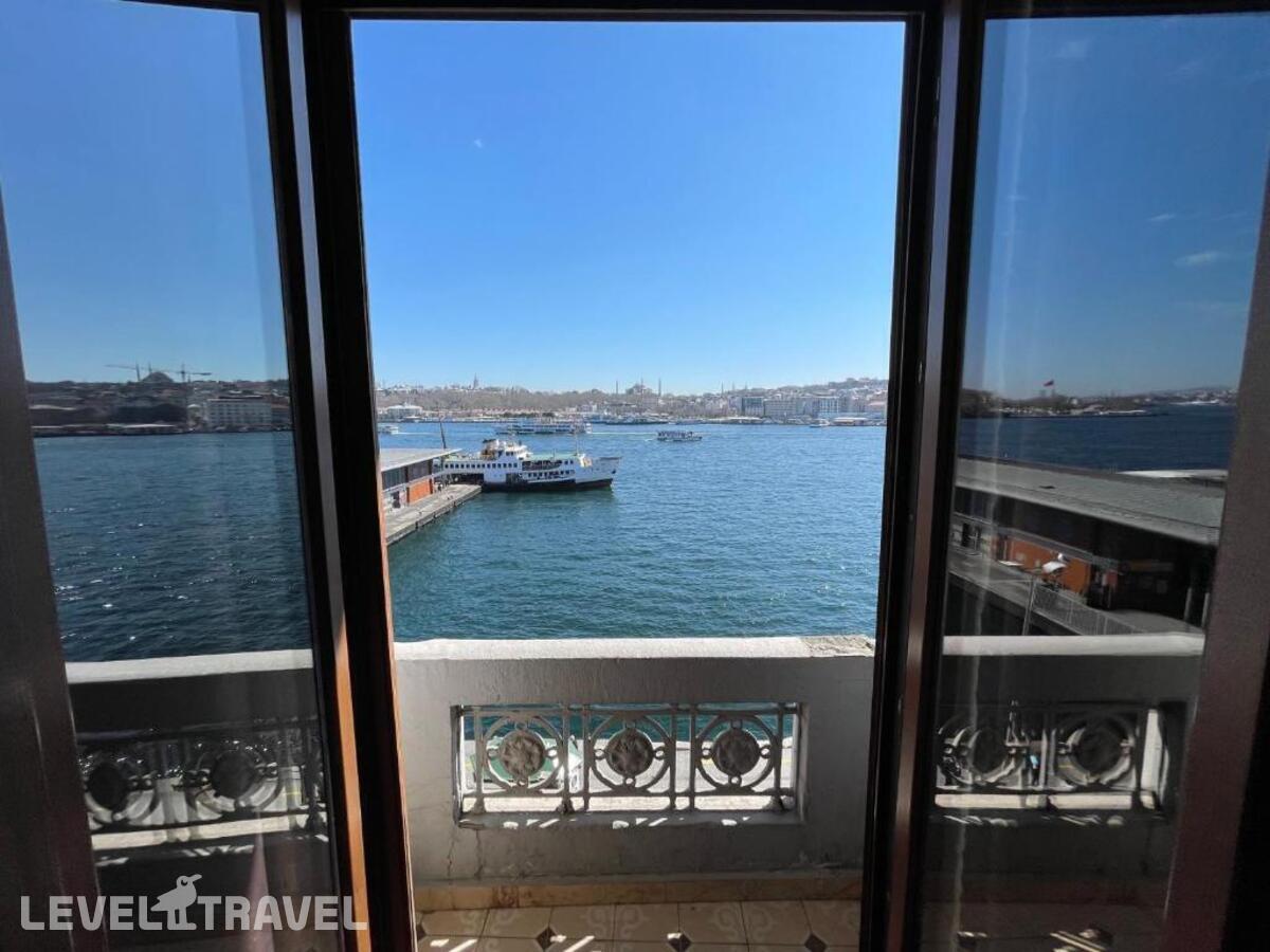Делюкс с видом на море (двуспальная кровать) — фото 3