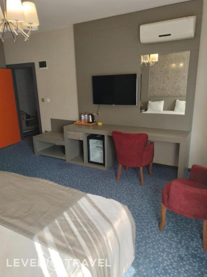фотографии номера Трехместный делюкс отеля Acar Suite Hotel в Турция(Бешикташ) - фото №14