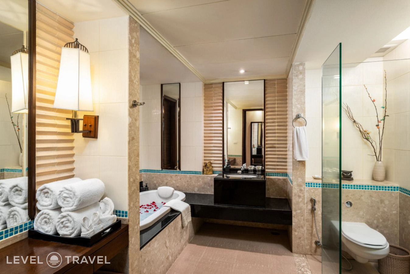 фотографии номера Делюкс (две односпальные кровати) отеля Patong Paragon Resort & Spa в Таиланд(Патонг Бич) - фото №5