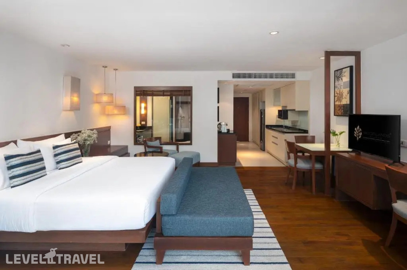 фотографии номера Двухместная Pool номер студия Deluxe двуспальная кровать отеля Woodlands Suites Serviced Resideces в Таиланд(Вонгамат) - фото №2