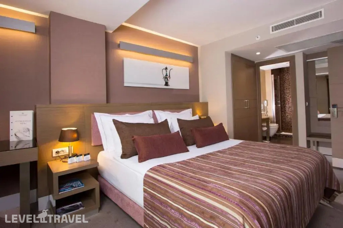 фотографии номера Трехместный улучшенный отеля Avantgarde Hotel Levent в Турция(Шишли) - фото №1