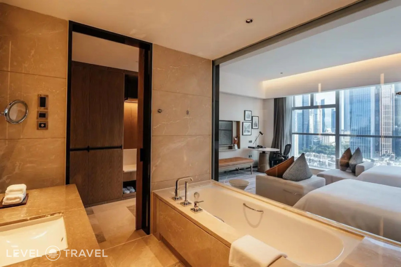 фотографии номера Двухместный номер клубный Deluxe 2 отдельные кровати отеля Sheraton Guangzhou Hotel в Китай(Гуанчжоу) - фото №4