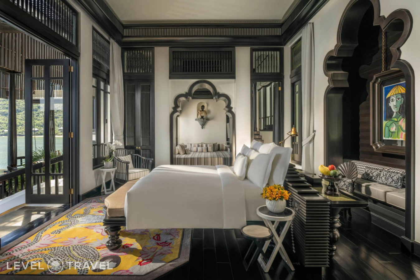 фотографии номера Residence By The Sea Royal с 2 комнатами отеля Intercontinental Danang Sun Peninsula Resort в Вьетнам(Дананг) - фото №1