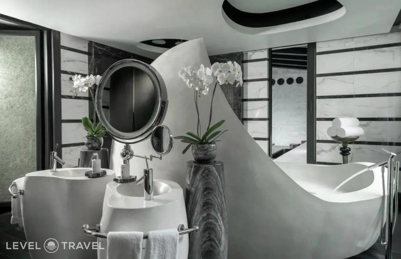 фотографии номера Двухместная вилла Spa Lagoon c 1 комнатой двуспальная кровать отеля Intercontinental Danang Sun Peninsula Resort в Вьетнам(Дананг) - фото №2