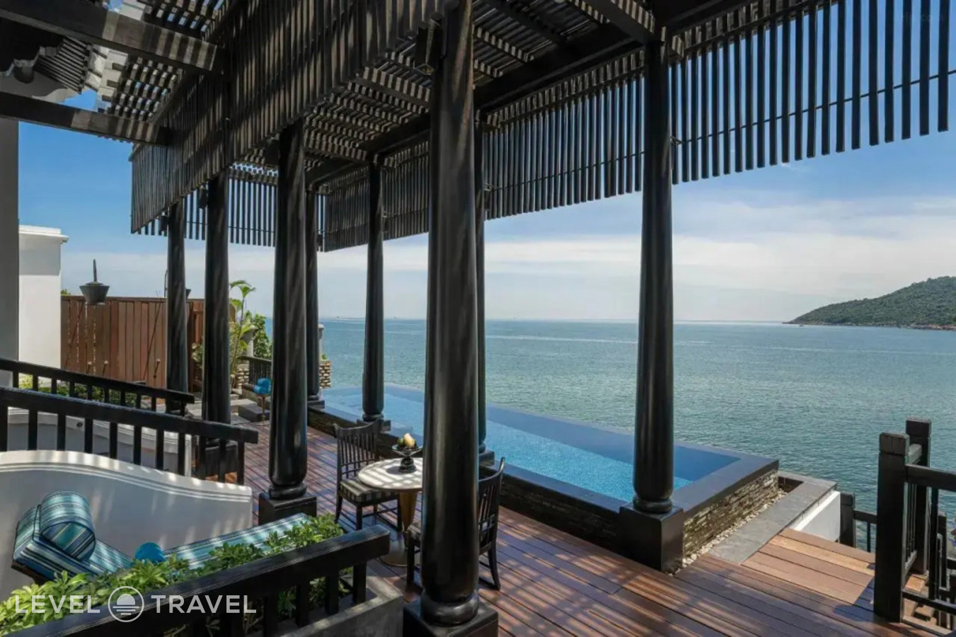 фотографии номера Seaside Villa On The Rocks с 2 комнатами отеля Intercontinental Danang Sun Peninsula Resort в Вьетнам(Дананг) - фото №6