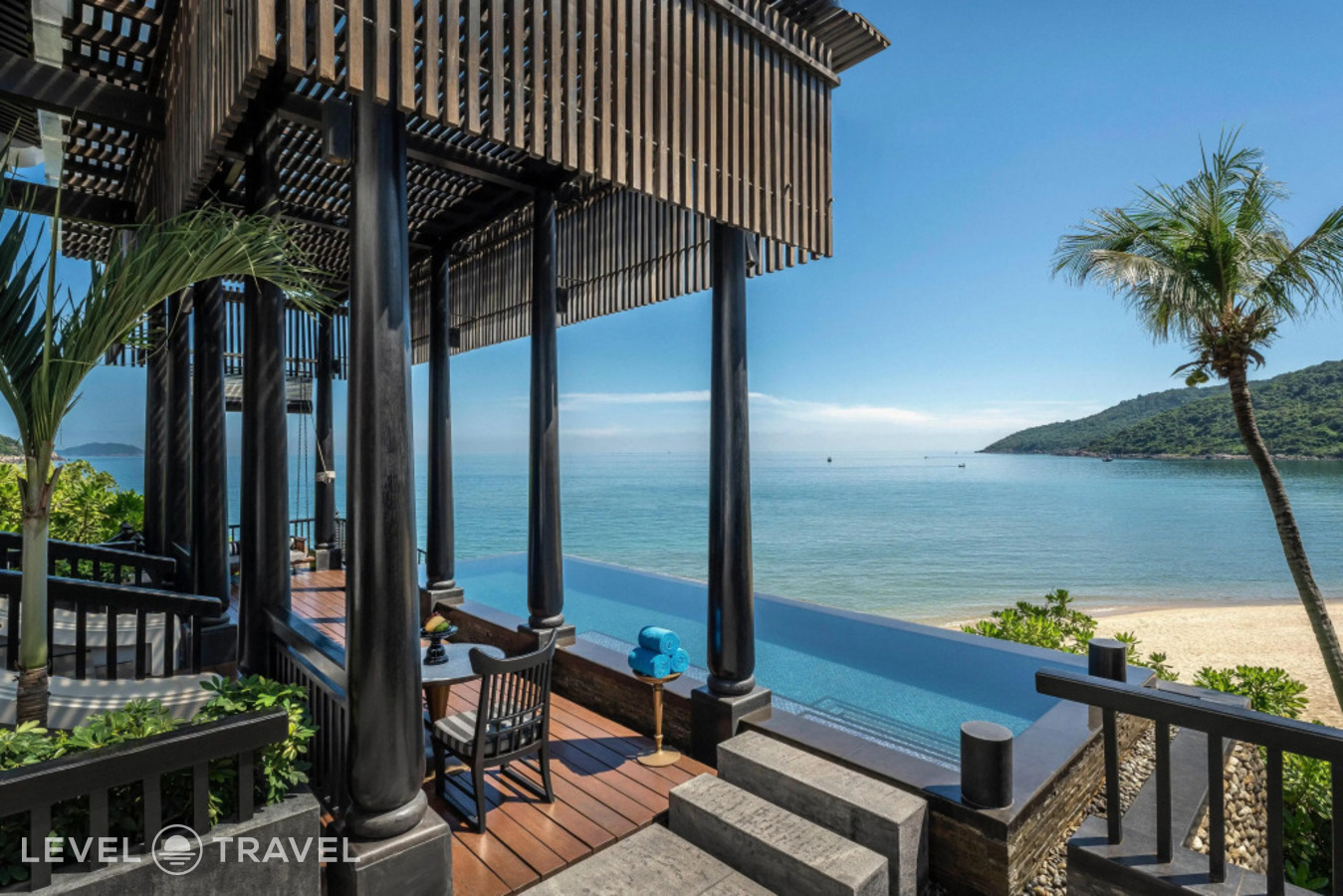 фотографии номера Seaside Villa By The Beach c 1 комнатой отеля Intercontinental Danang Sun Peninsula Resort в Вьетнам(Дананг) - фото №3