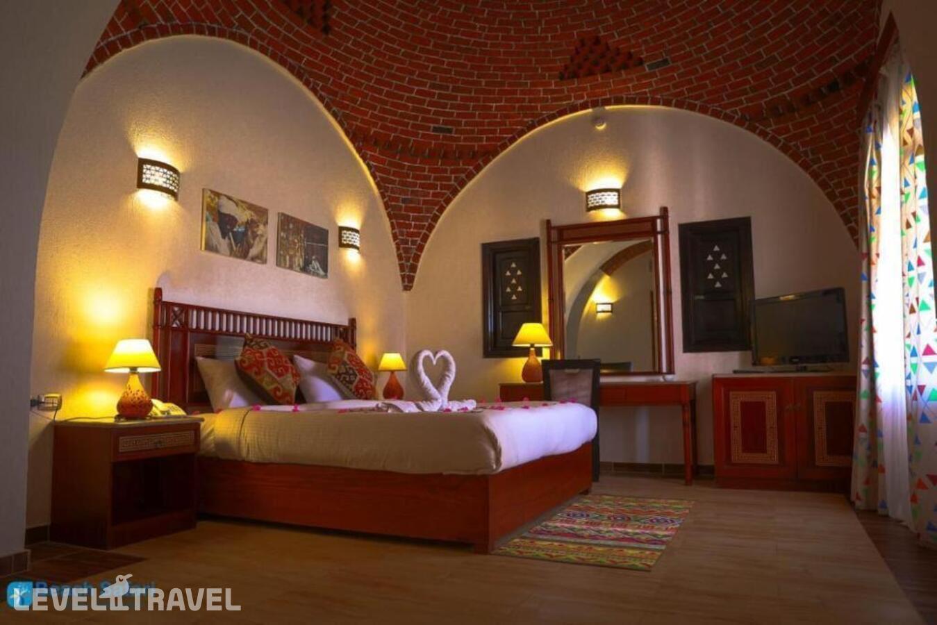фотографии номера Семейный номер отеля Beach Safari Nubian Resort в Египет(Марса Алам) - фото №1