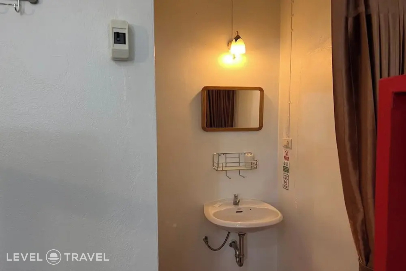 фотографии номера Семейный люкс отеля Phuket Old Town Hostel в Таиланд(город Пхукет) - фото №11