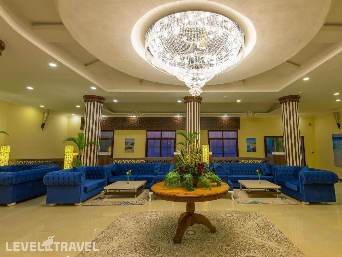 фотографии номера Номер Superior с видом на океан отеля Golden Tulip Zanzibar Resort в Танзания(Кибвени) - фото №1