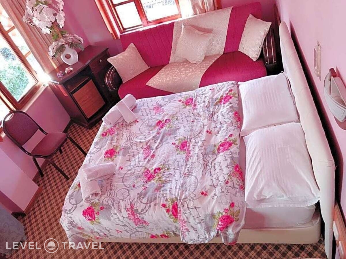 фотографии номера Улучшенный семейный отеля Karyatit Hotel в Турция(Калеичи) - фото №10