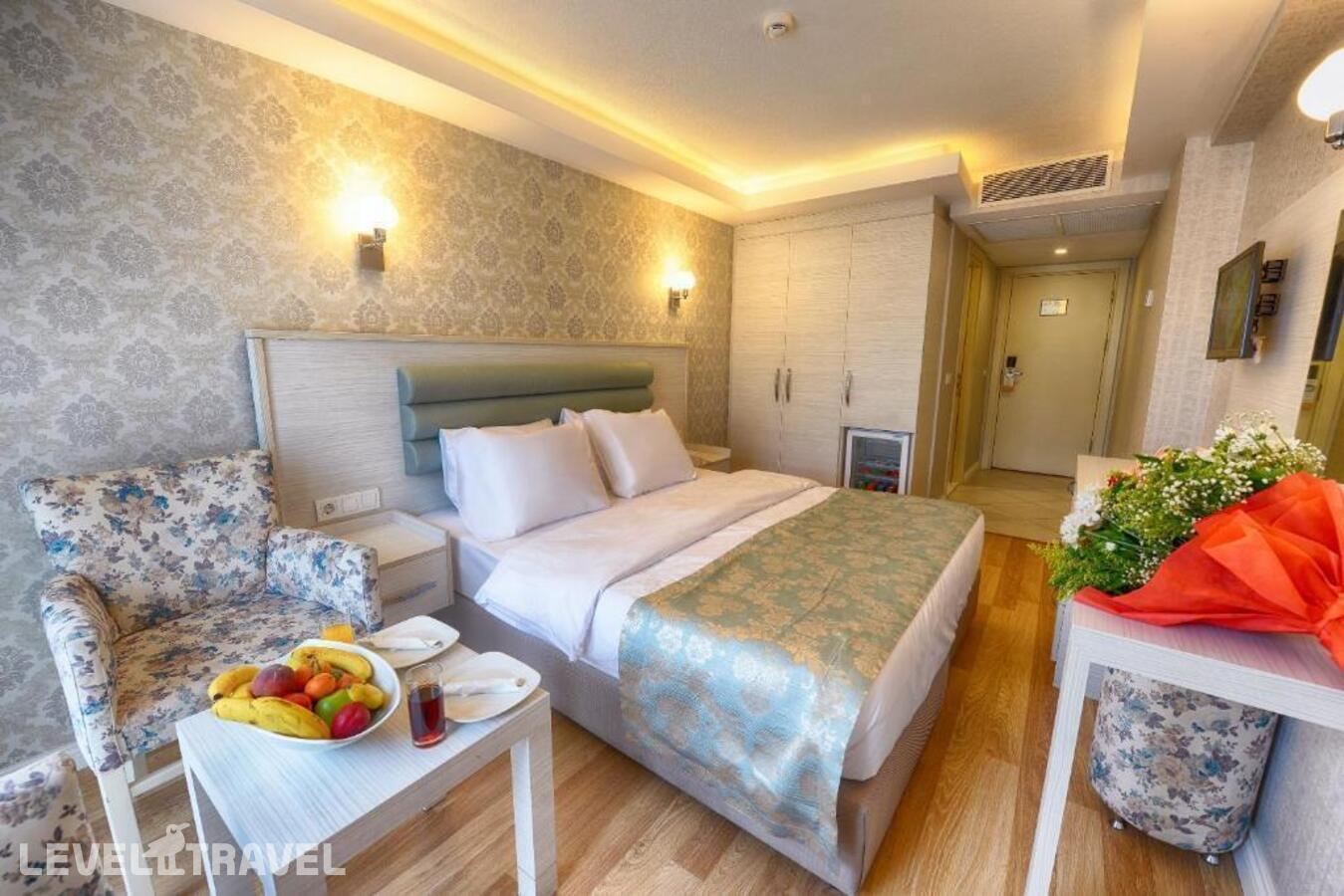 фотографии номера Четырехместный улучшенный отеля Florenta Hotel в Турция(Фатих) - фото №2