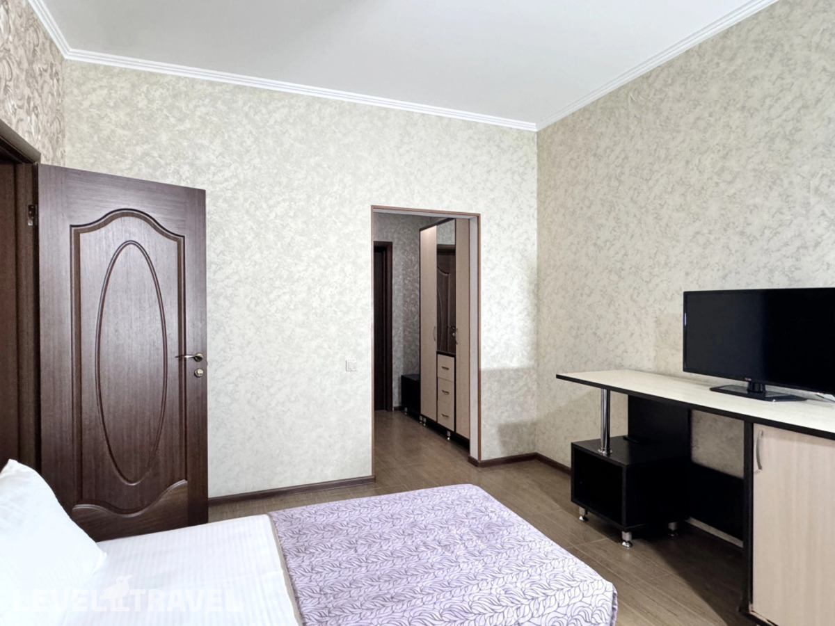 Пятиместный номер Comfort с 2 комнатами с балконом — фото 6