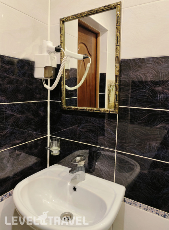Пятиместный номер Comfort с 2 комнатами с балконом — фото 12