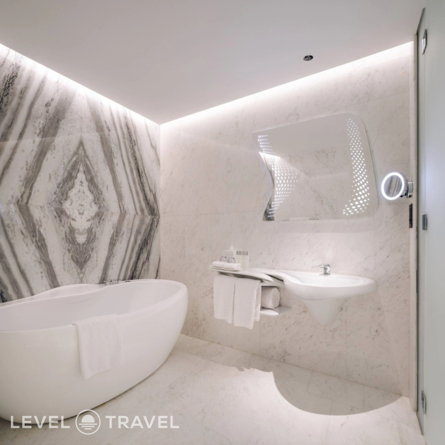 фотографии номера Двухместный номер Extra Space Always ME двуспальная кровать отеля ME By Melia Dubai в ОАЭ(Бизнес Бей) - фото №2