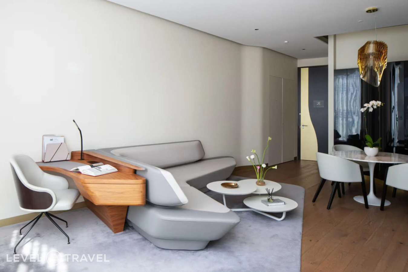 фотографии номера Люкс с джакузи Beyond ME с видом на Бурдж-Халифа отеля ME By Melia Dubai в ОАЭ(Бизнес Бей) - фото №2