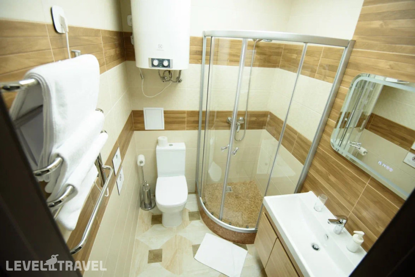 фотографии номера Стандартный номер отеля Tyumen Time Hotel в Россия(Тюмень) - фото №3