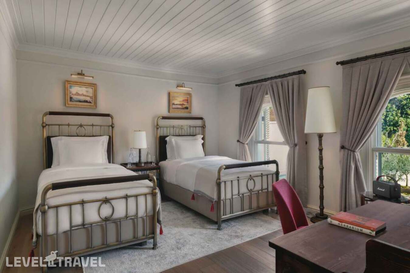 фотографии номера Делюкс (две односпальные кровати) отеля Six Senses Kocatas Mansions в Турция(Сарыер) - фото №1