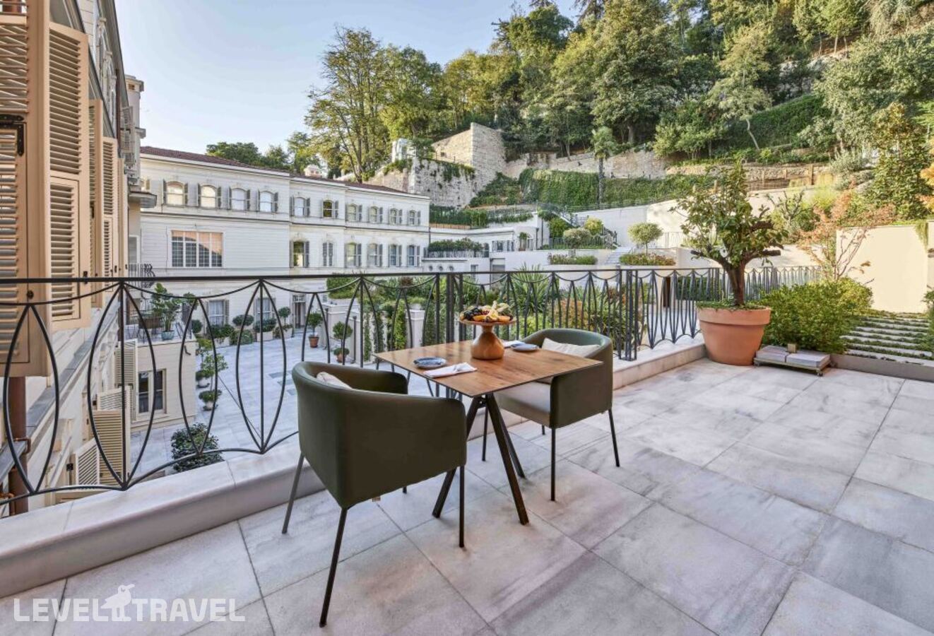 фотографии номера Люкс Courtyard отеля Six Senses Kocatas Mansions в Турция(Сарыер) - фото №8