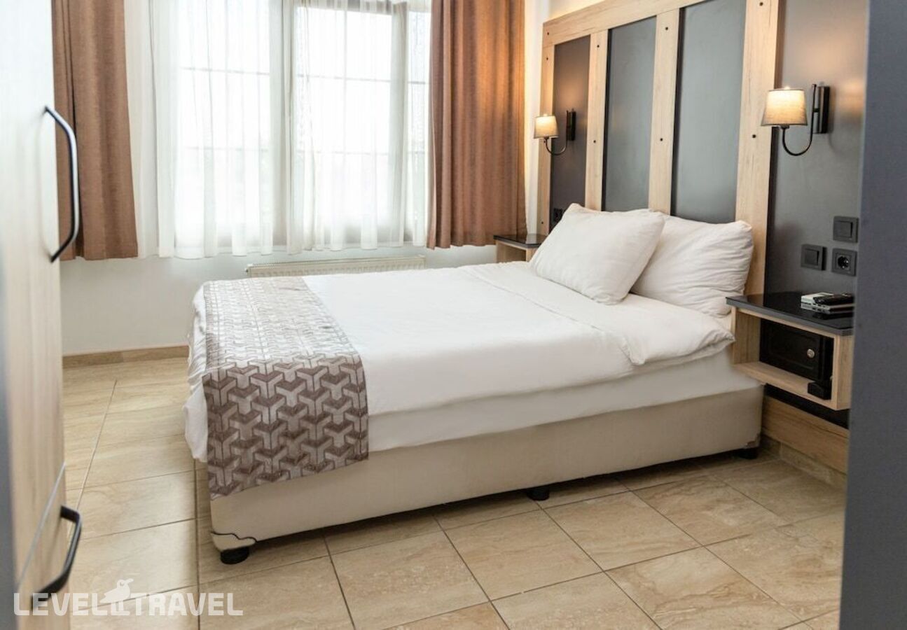 фотографии номера Стандартный с частичным видом на море отеля Galley Hotel в Турция(Фатих) - фото №4