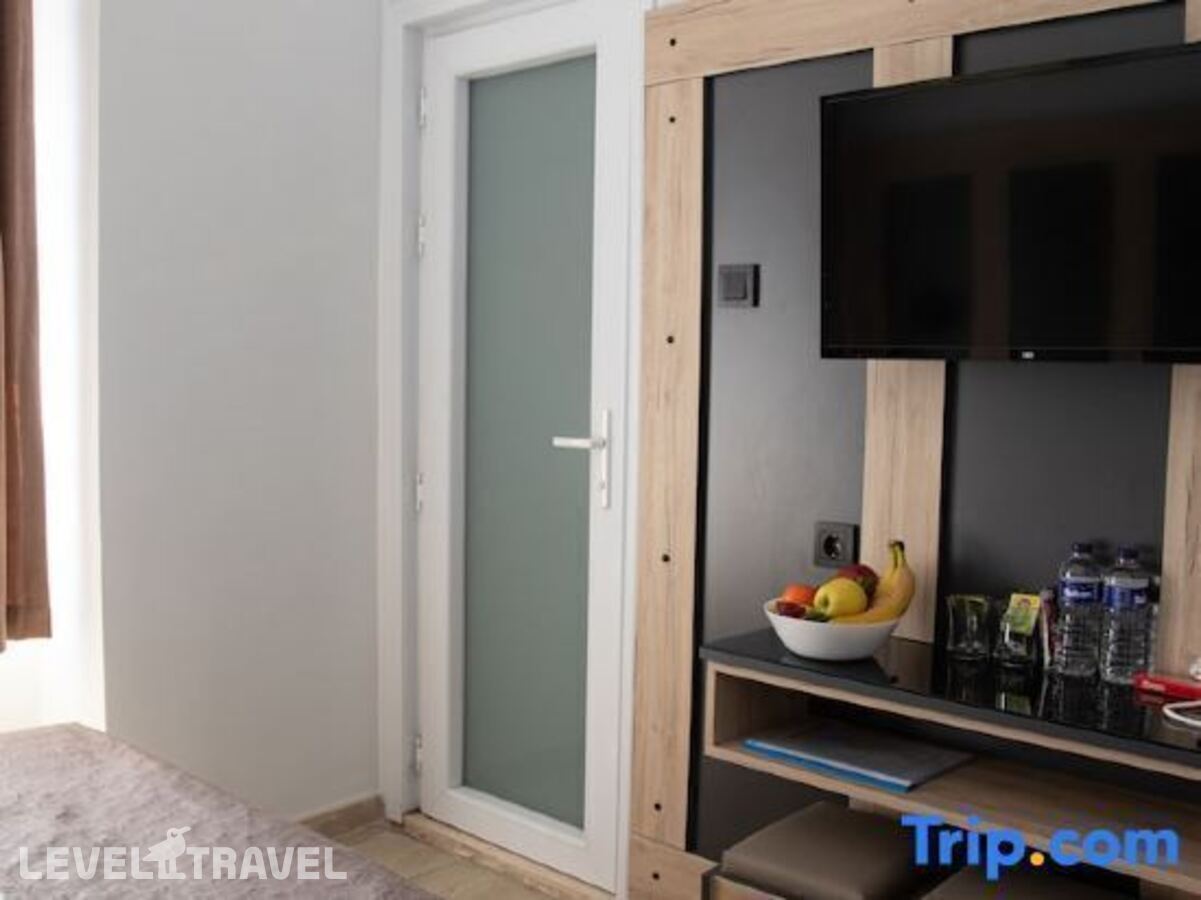 фотографии номера Стандартный с частичным видом на море отеля Galley Hotel в Турция(Фатих) - фото №16
