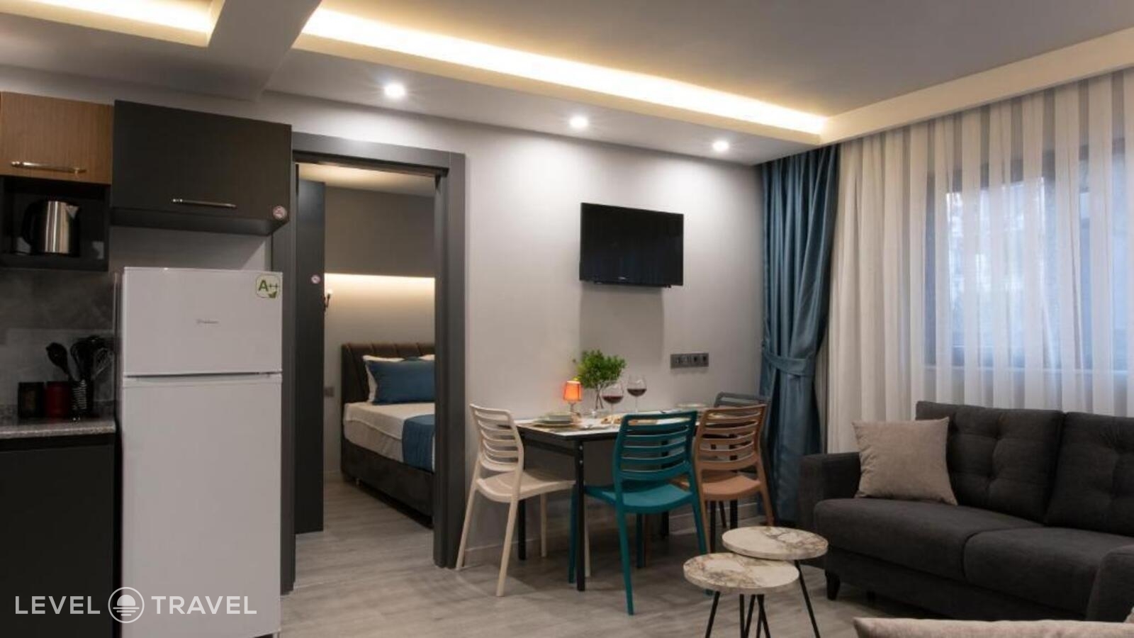 фотографии номера Двухместный семейный люкс Superior двуспальная кровать отеля Opera Suites Apart Hotel в Турция(Коньяалты) - фото №3