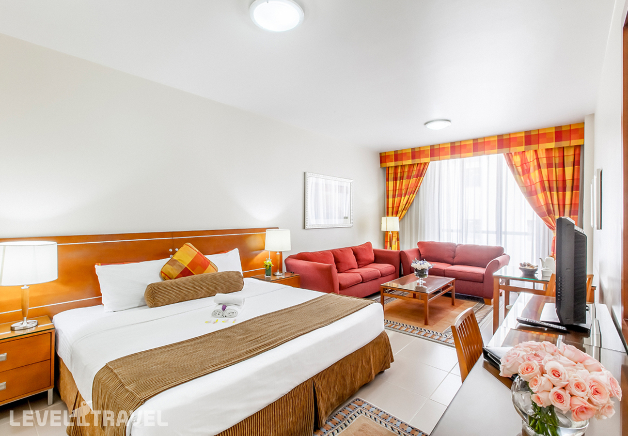 фотографии номера Студия плюс отеля Golden Sands Hotel Apartments в ОАЭ(Бар Дубай) - фото №2