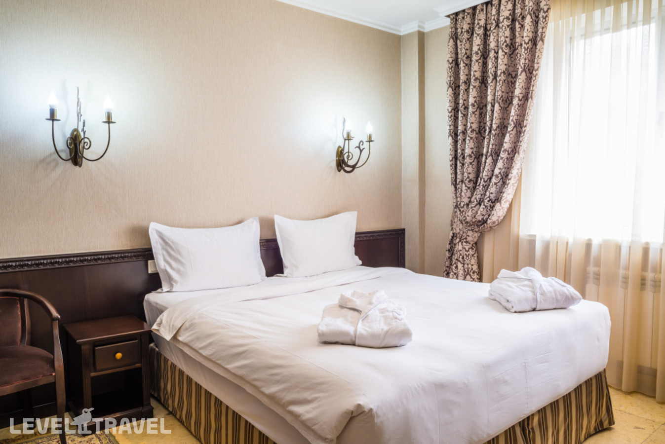 фотографии номера Стандартный номер отеля Royal Petrol Hotel в Казахстан(Алматы) - фото №5