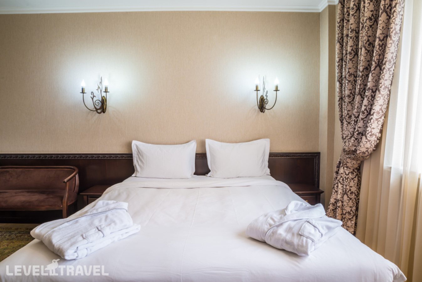 фотографии номера Стандартный номер отеля Royal Petrol Hotel в Казахстан(Алматы) - фото №3