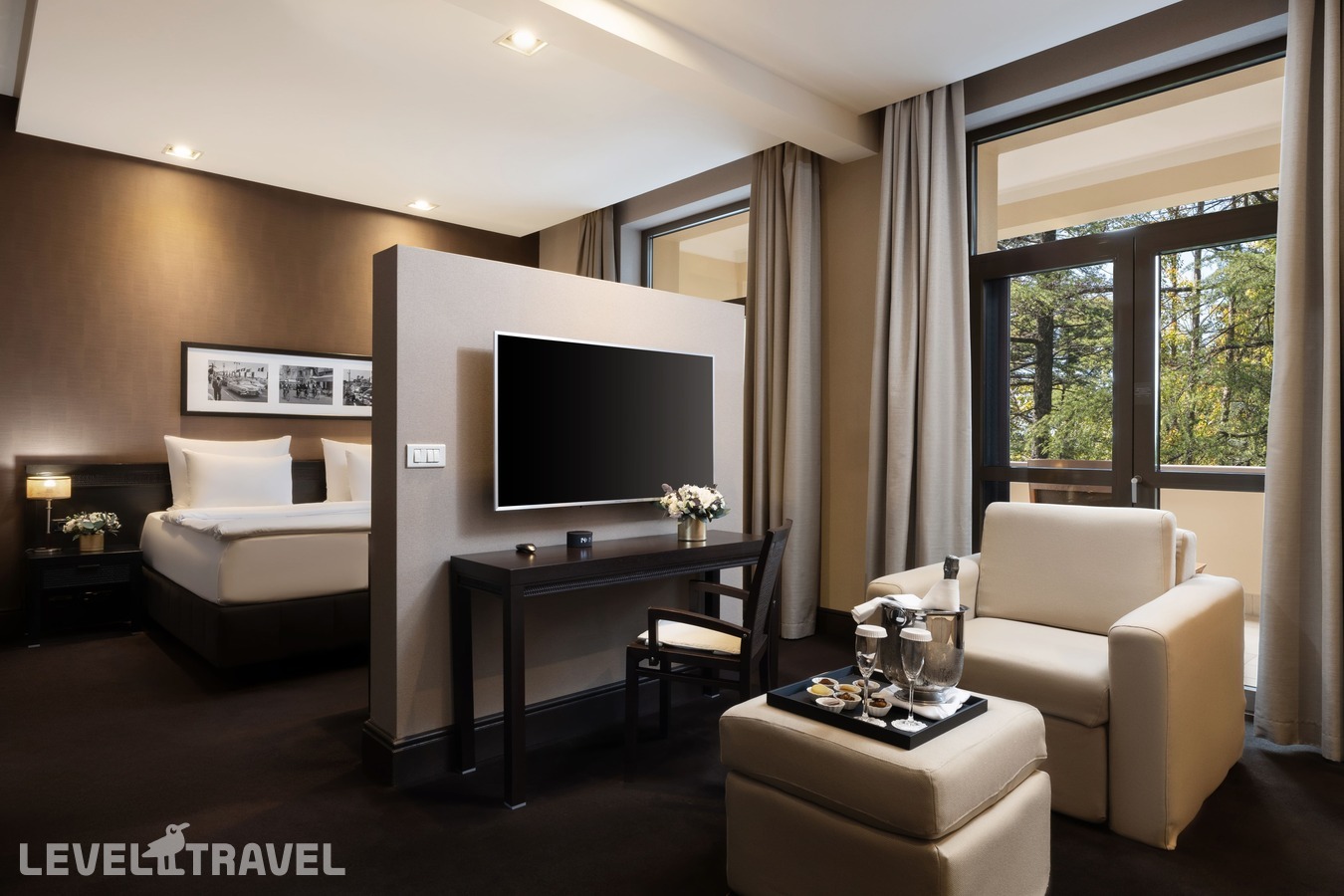 фотографии номера Делюкс с видом на парк отеля Rodina Grand Hotel & Spa Sochi в Россия(Сочи - Центр) - фото №3