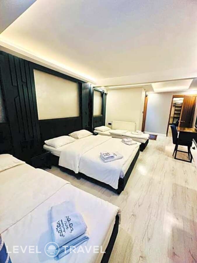 фотографии номера Номер семейный Улучшенный отеля Sirkeci Quietness Hotel в Турция(Фатих) - фото №6