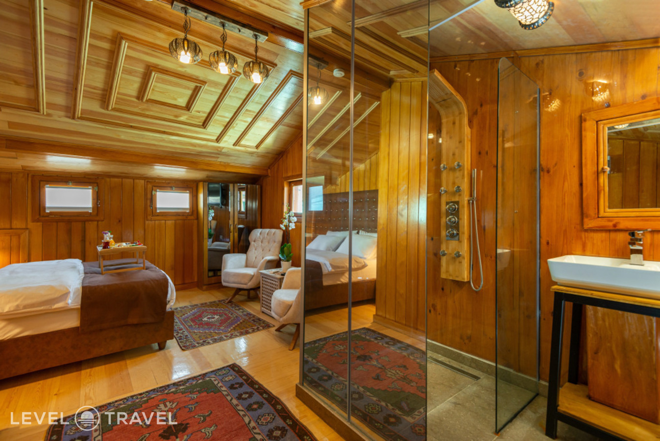 Двухместный полулюкс Deluxe двуспальная кровать — фото 8