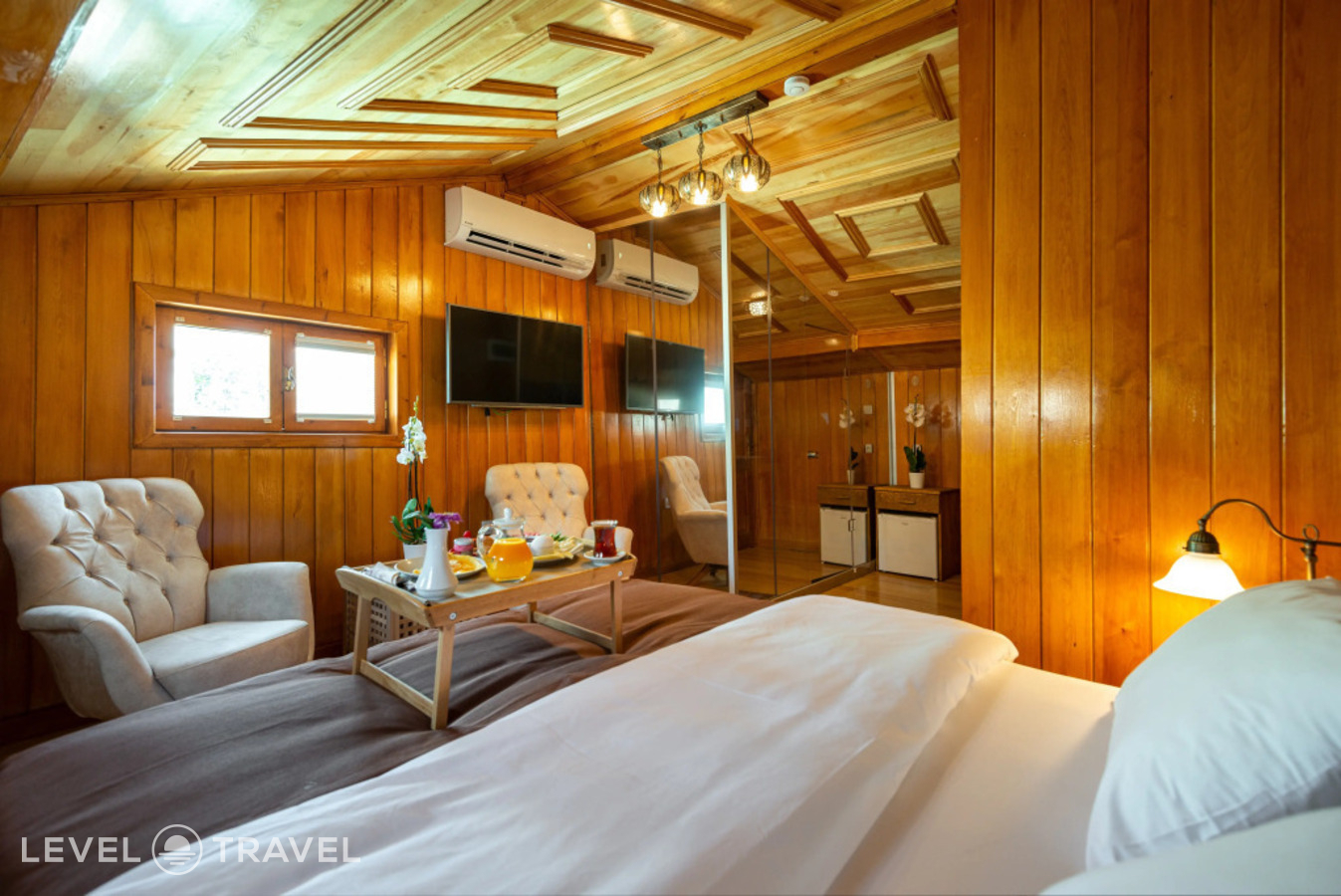 Двухместный полулюкс Deluxe двуспальная кровать — фото 6