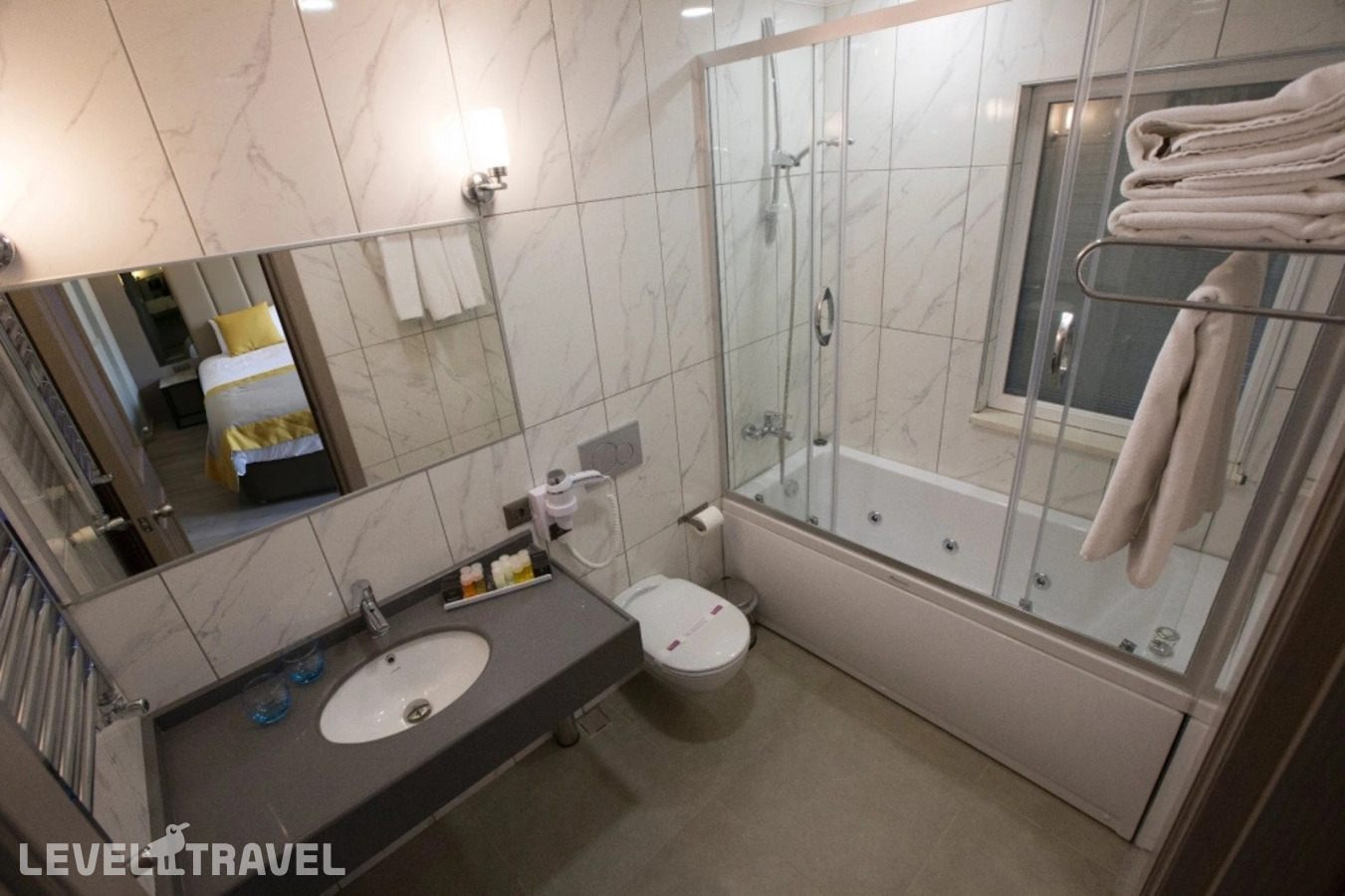 фотографии номера Двухместный номер Blue Mosque Deluxe двуспальная кровать отеля Seraglio Hotel & Suites в Турция(Султанахмет) - фото №4