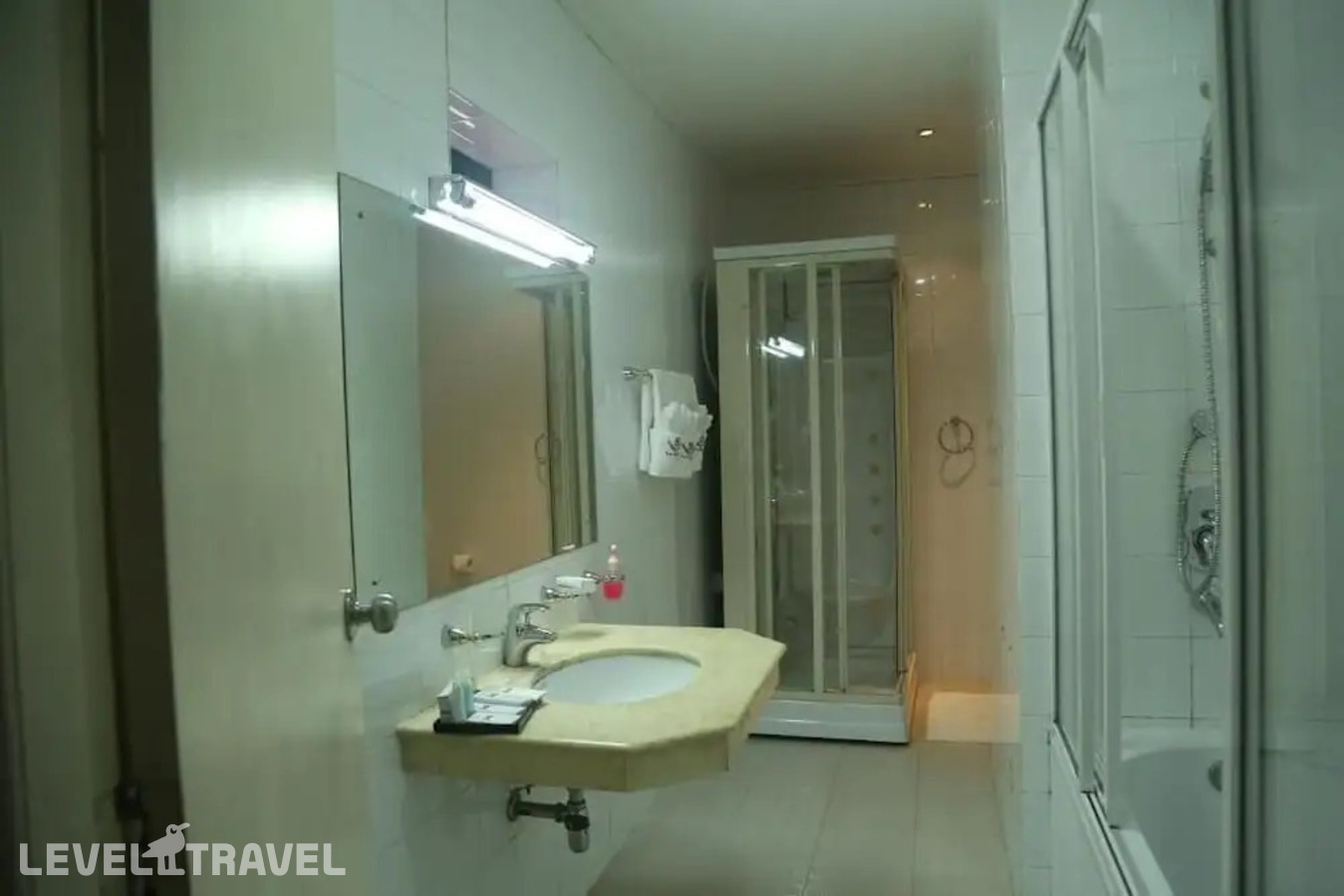 фотографии номера Одноместный номер отеля Hotel Sapphire в Шри-Ланка(Коломбо) - фото №3