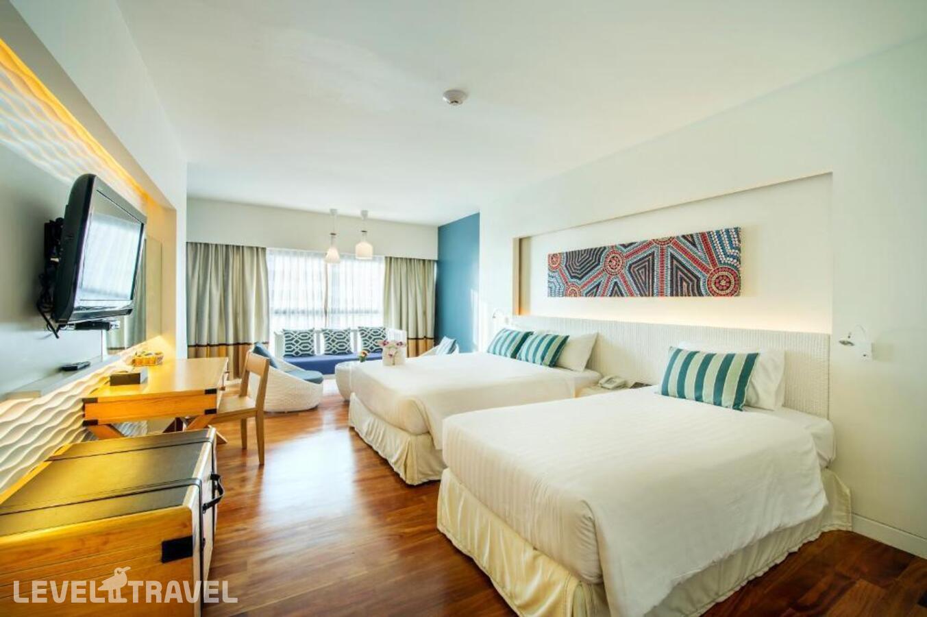 фотографии номера Делюкс с видом на море (главное здание) отеля Jomtien Palm Beach Hotel в Таиланд(Джомтьен) - фото №1