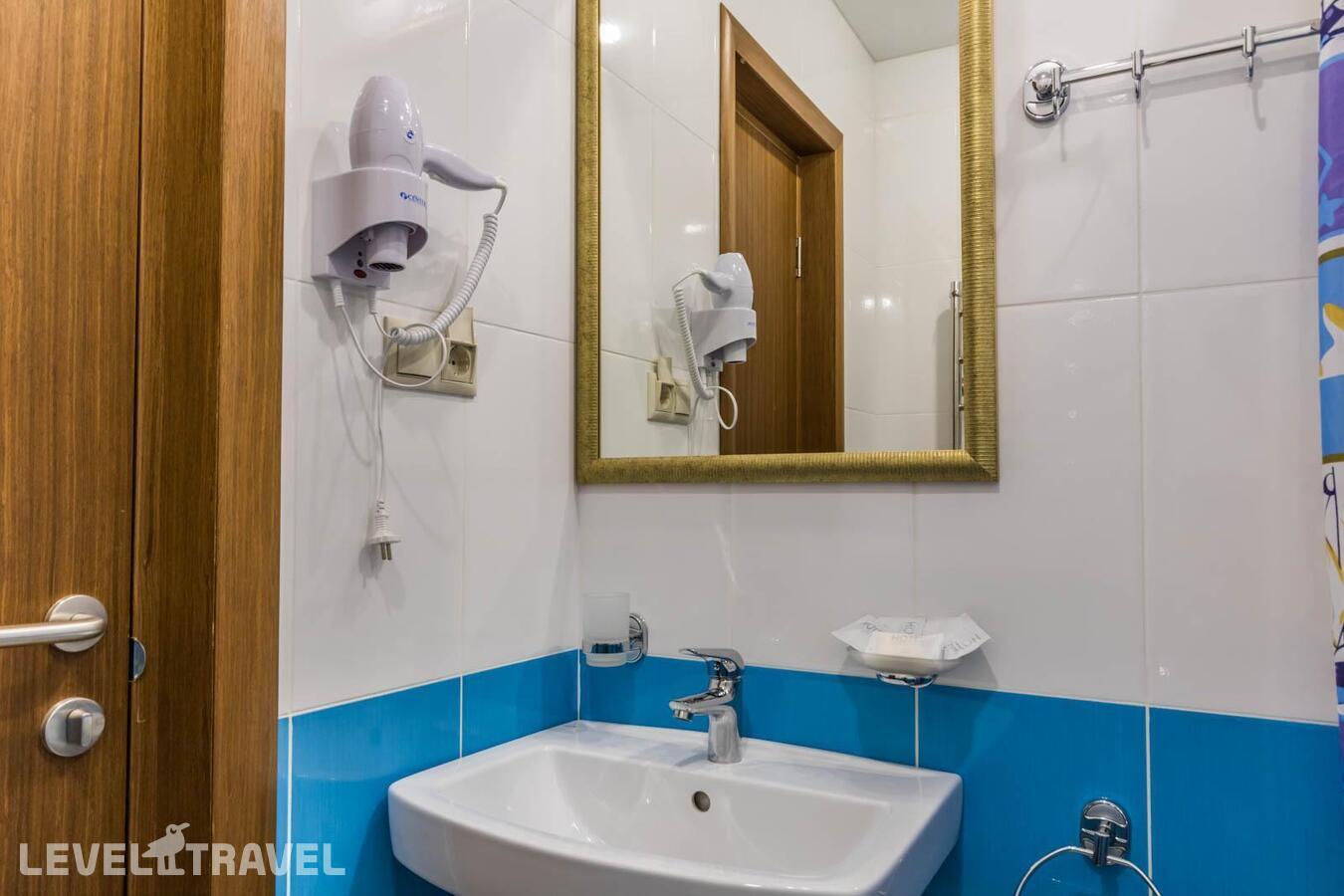 фотографии номера Семейный с балконом отеля Aqua Life (Аква Лайф) в Россия(Кучук-Дере) - фото №23