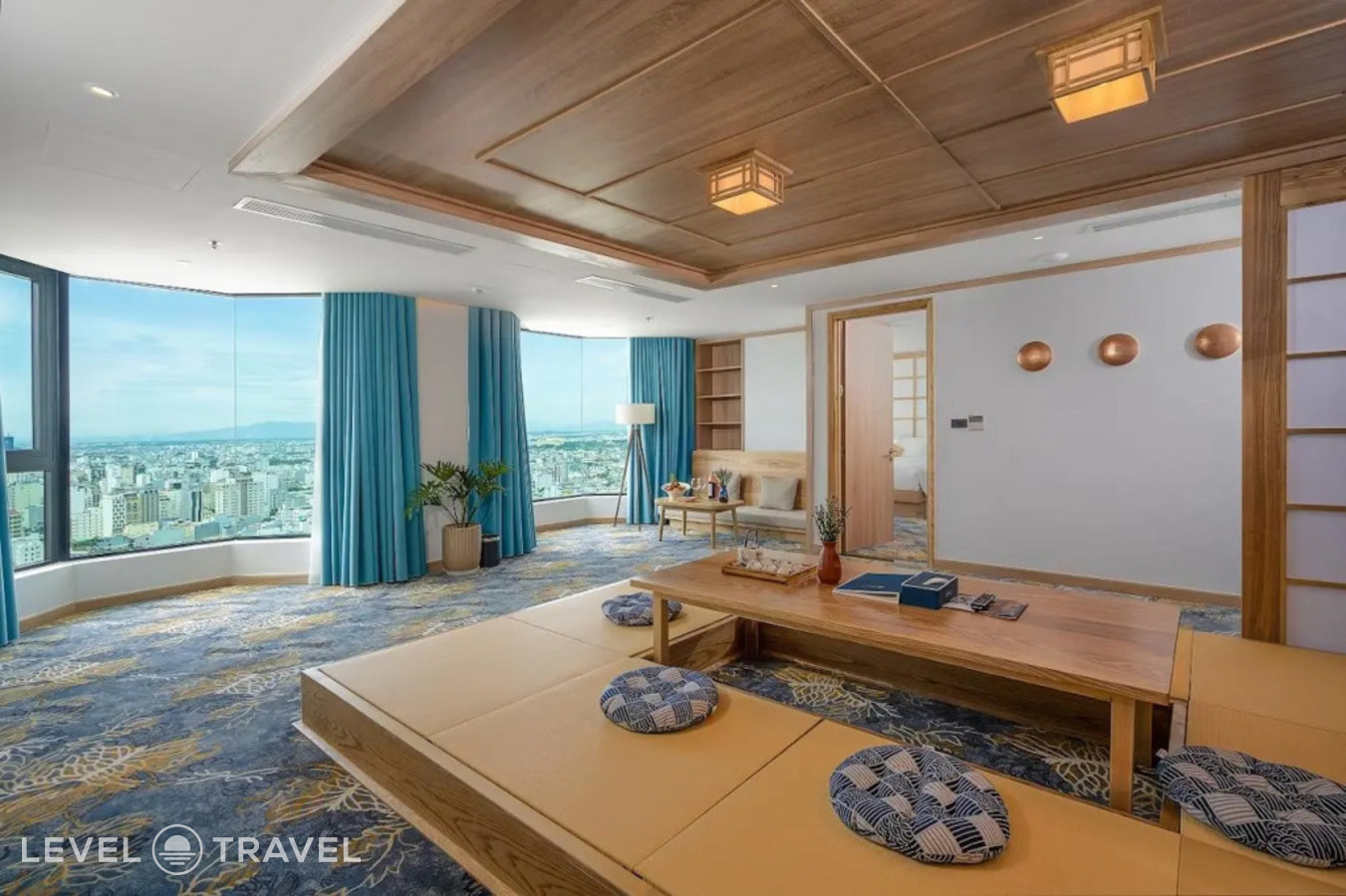 фотографии номера Двухместные апартаменты Osaka двуспальная кровать отеля Sala Danang Beach в Вьетнам(Дананг) - фото №7