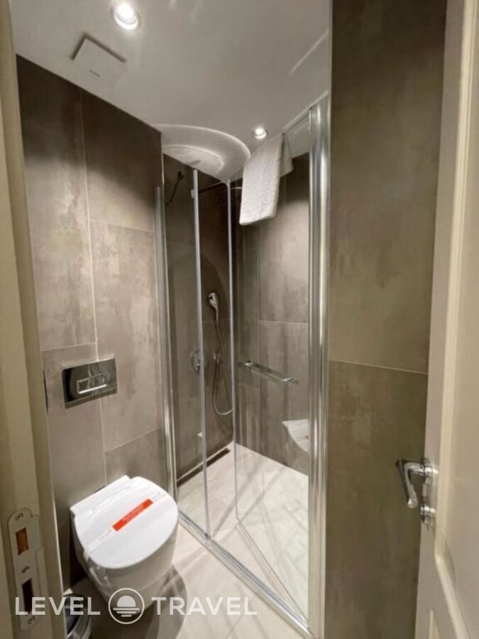 Номер Luxury with Bathtub с красивым видом из окна — фото 9