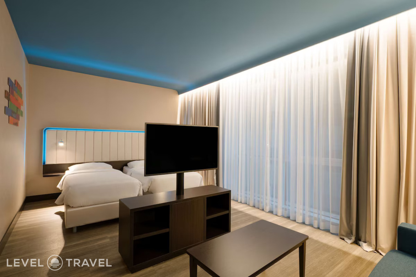 фотографии номера Люкс отеля Park Inn by Radisson Istanbul Atasehir в Турция(Умрание) - фото №2