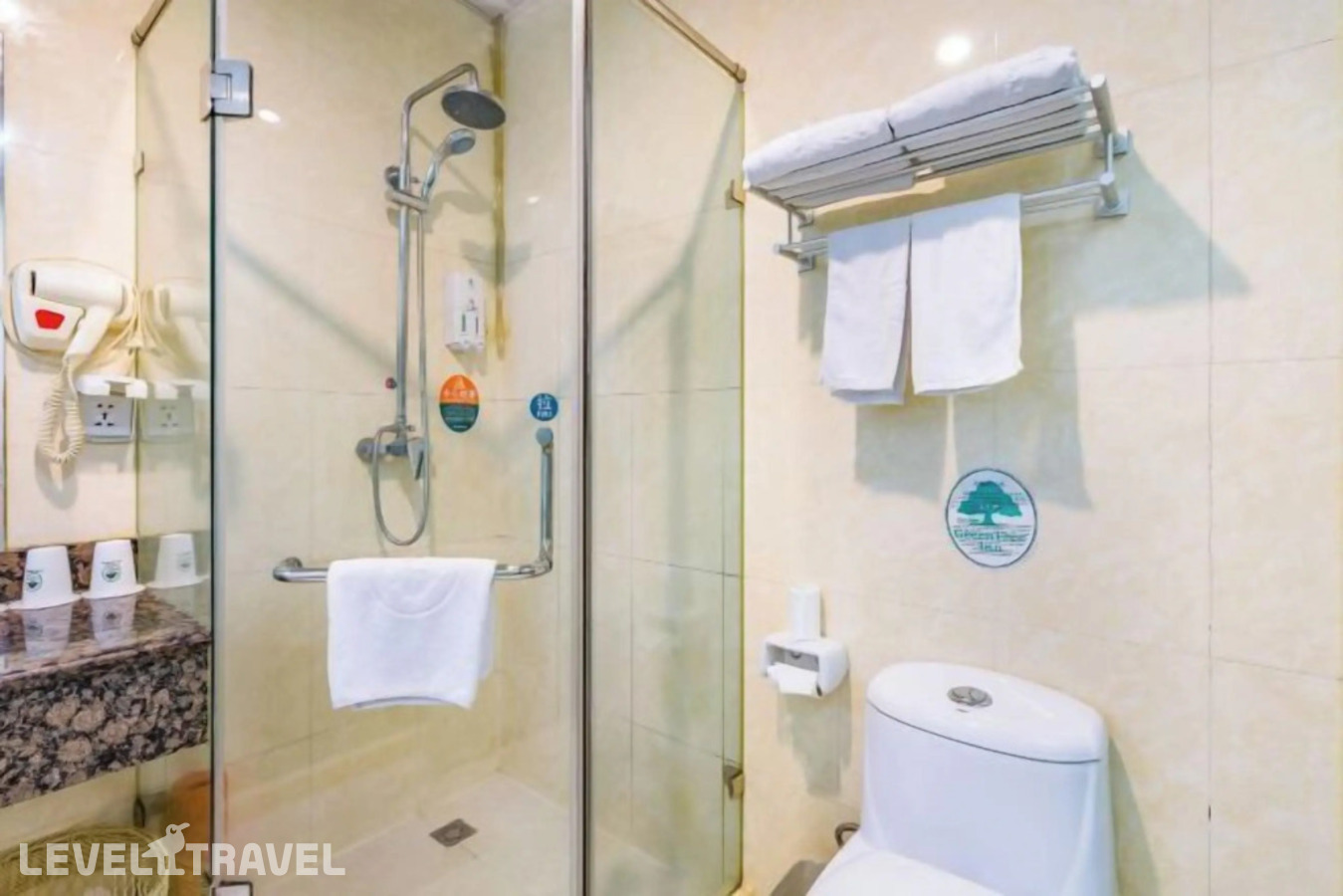 фотографии номера Двухместный номер без окна 2 отдельные кровати отеля Greentree Inn Beijing Chaoyang Shilihe Antique Cit в Китай(Пекин) - фото №6