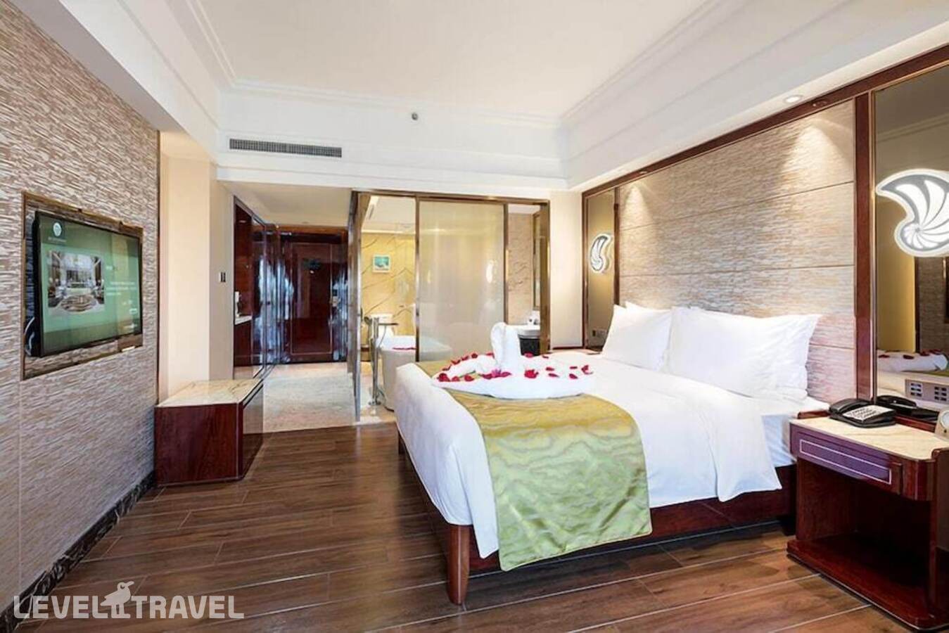 фотографии номера Улучшенный номер отеля Yuexin Tomorrow Hotel Sanya в Китай(Санья) - фото №3